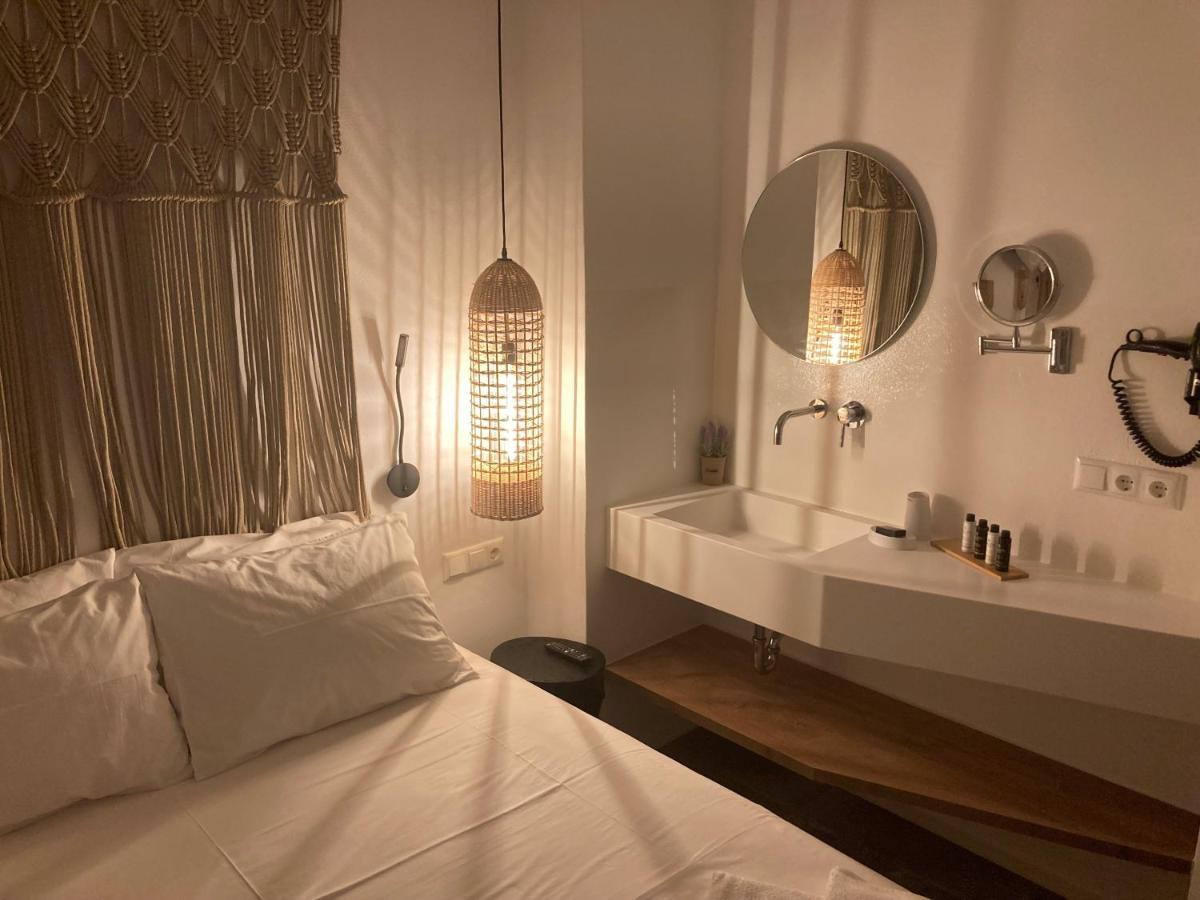 Ninemia Naxos Suites Agios Thaleleos Buitenkant foto