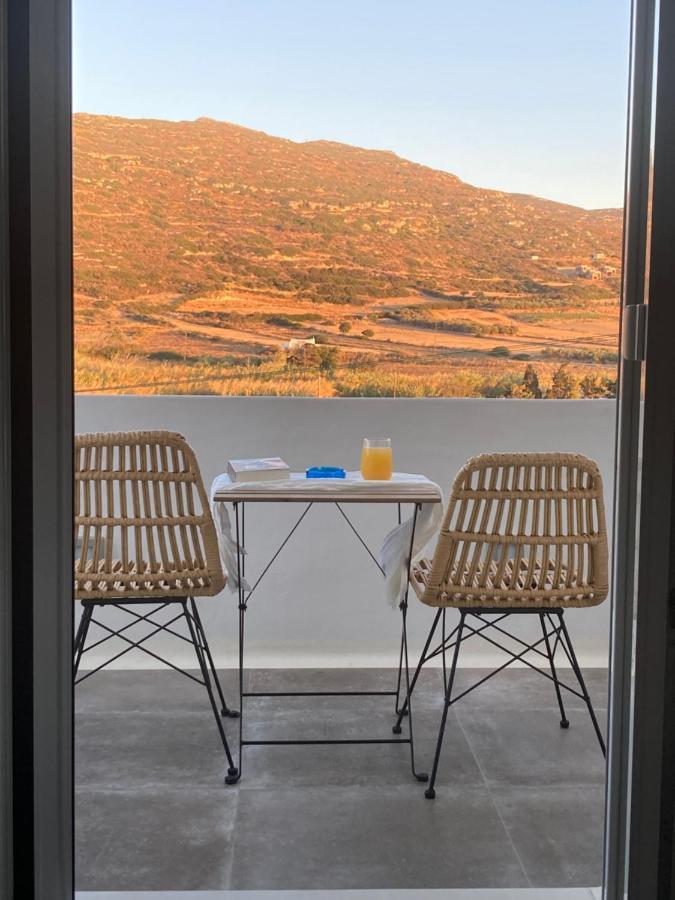 Ninemia Naxos Suites Agios Thaleleos Buitenkant foto