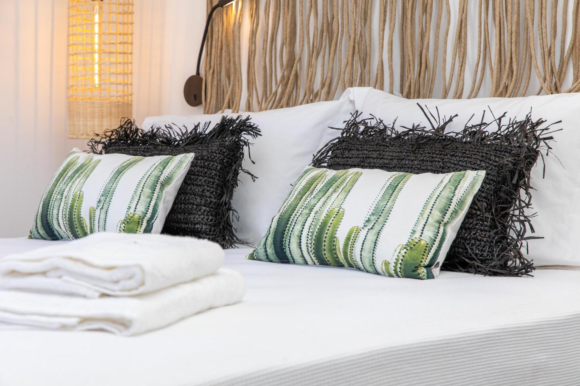 Ninemia Naxos Suites Agios Thaleleos Kamer foto